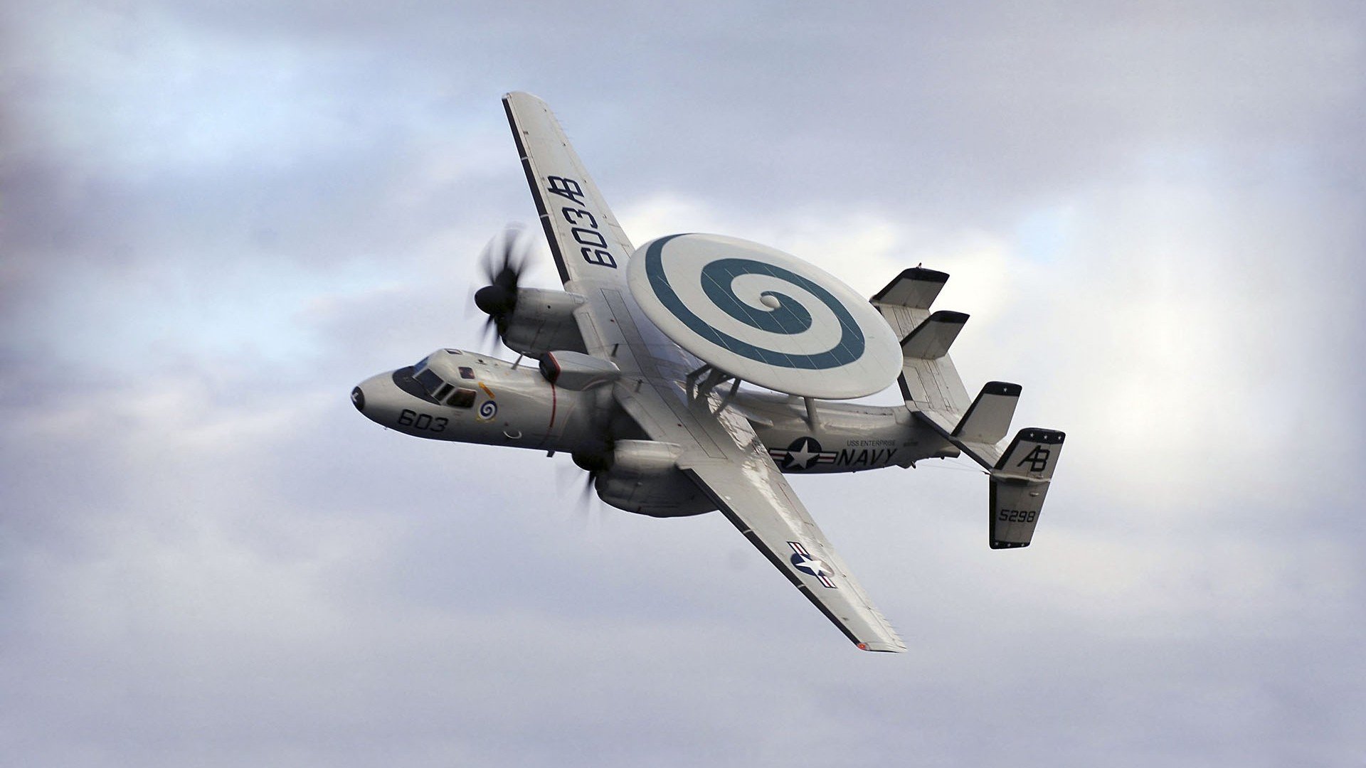 钢铁与血性,当乌拉圭的囚笼强行终结克罗地亚,谁是真正的攻防转换之核?