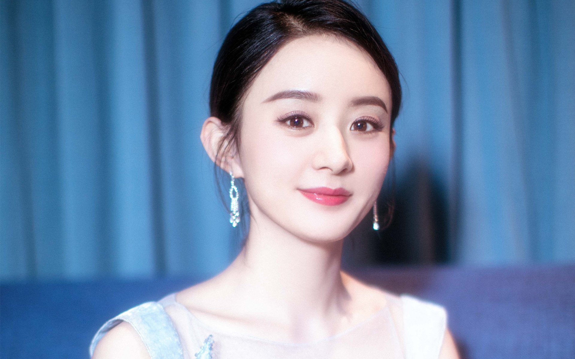 绿茵孤胆，一剑封喉，贝林厄姆独闯龙潭导演克罗地亚式绝杀，今夜他便是唯一主角