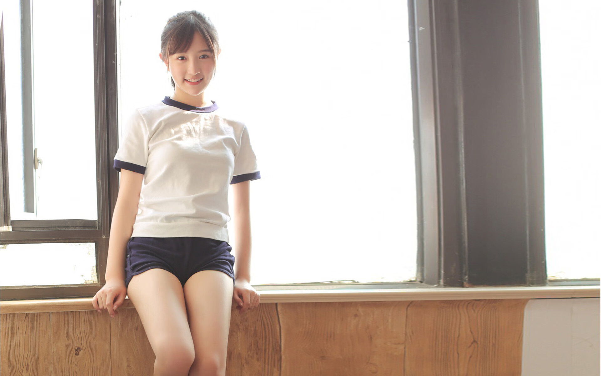 绿茵场的双面镜,国家德比的烈焰与多特蒙德的冷静