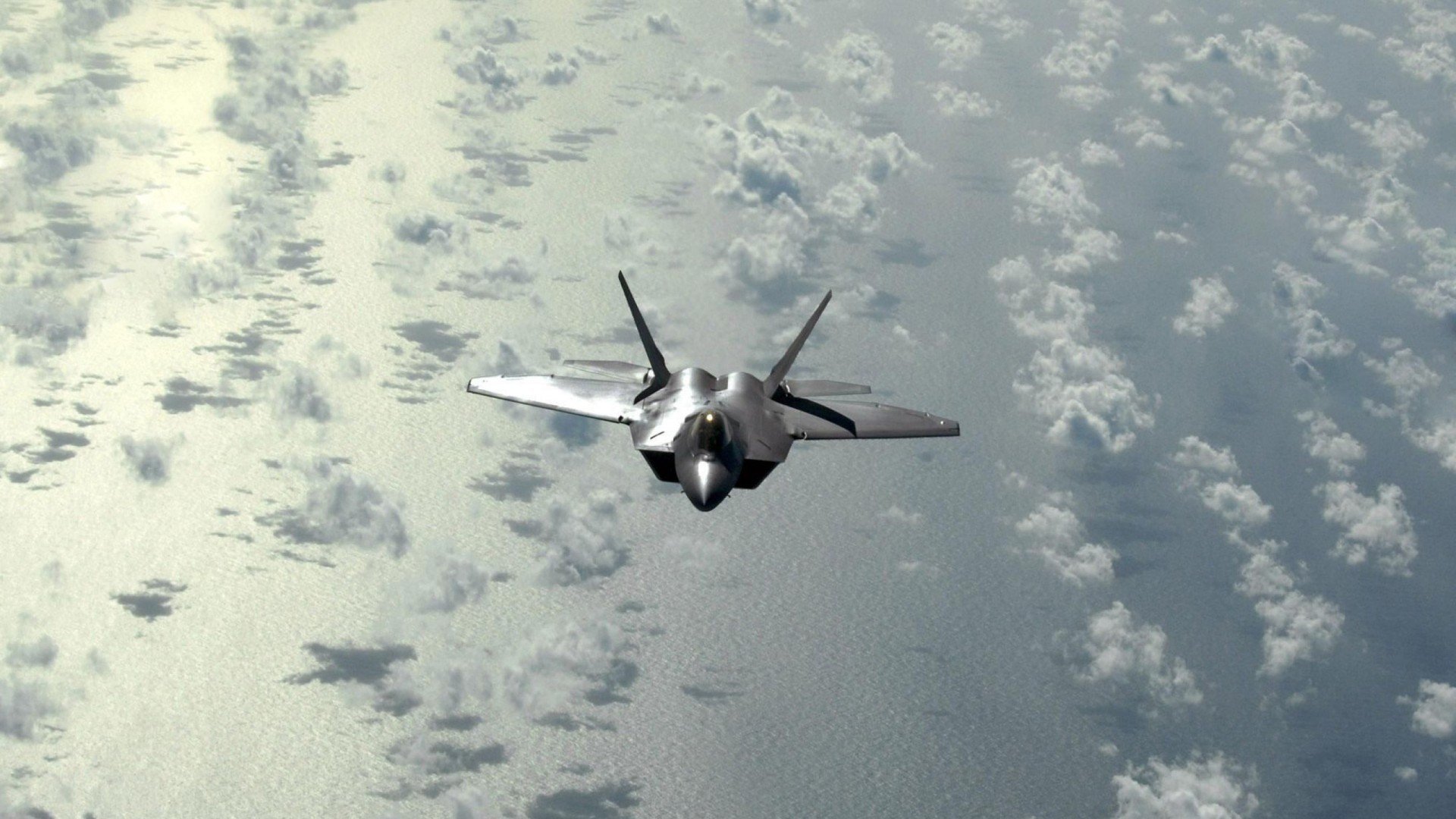 跨界风暴，掘金狂胜雄鹿之夜，詹姆斯英超争冠奇迹接管绿茵场